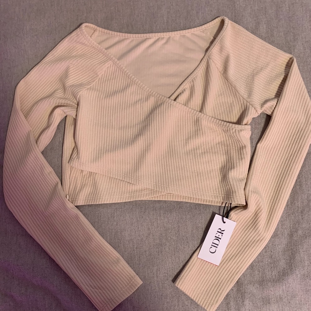 Crossover Cropped Long Sleeve